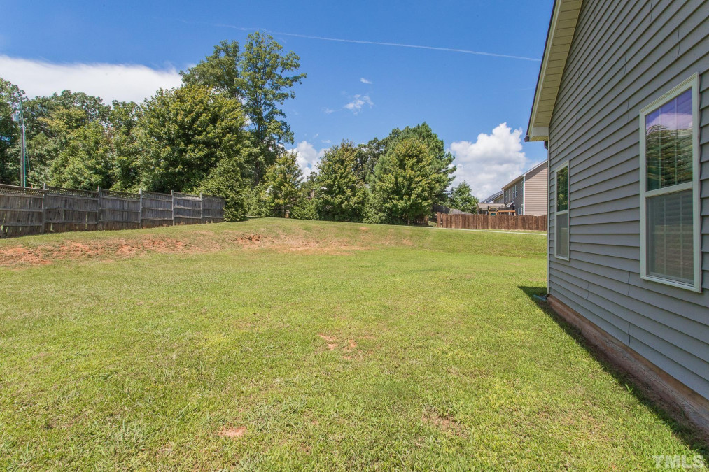 6400 Cardinaux Ln, Holly Springs, NC 27540 Raleigh Realty