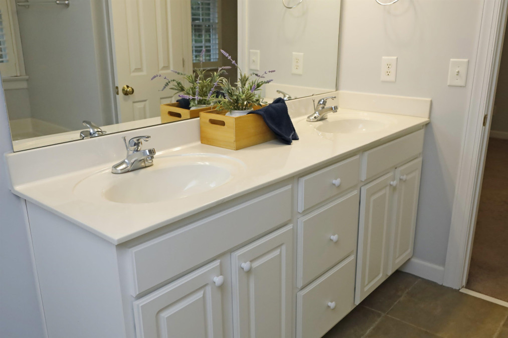 140 Tuska Hills Holly Springs, NC 27540