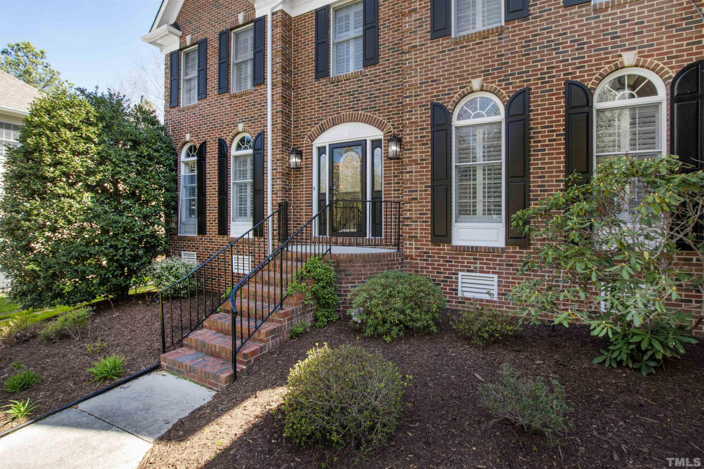 108 Walcott Way, Cary, NC 27519 Raleigh Realty