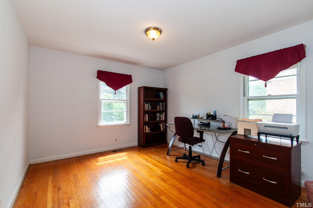 3705 Arrowwood Dr, Raleigh, NC 27604 Raleigh Realty