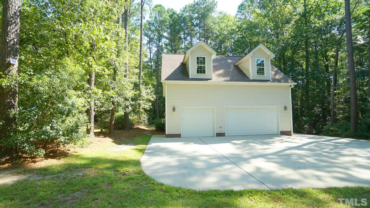 295 Spencers Gate Dr Youngsville, NC 27596