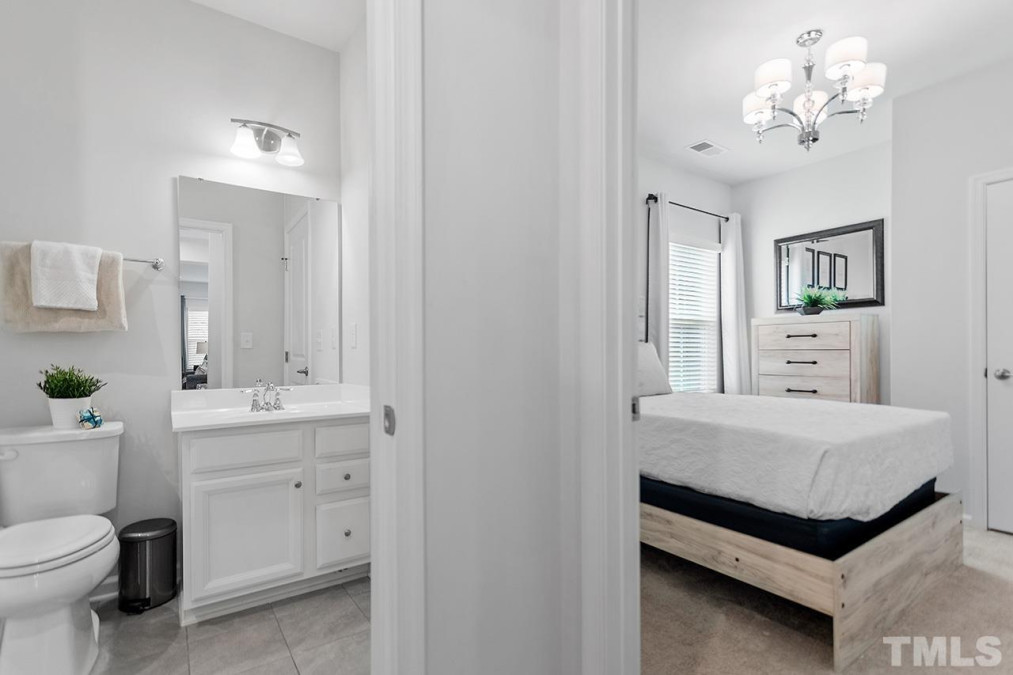 2936 Landon Oaks Ct New Hill, NC 27562