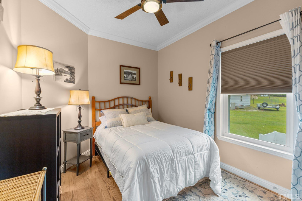 6297 Godwin Lake Rd Dunn, NC 28334