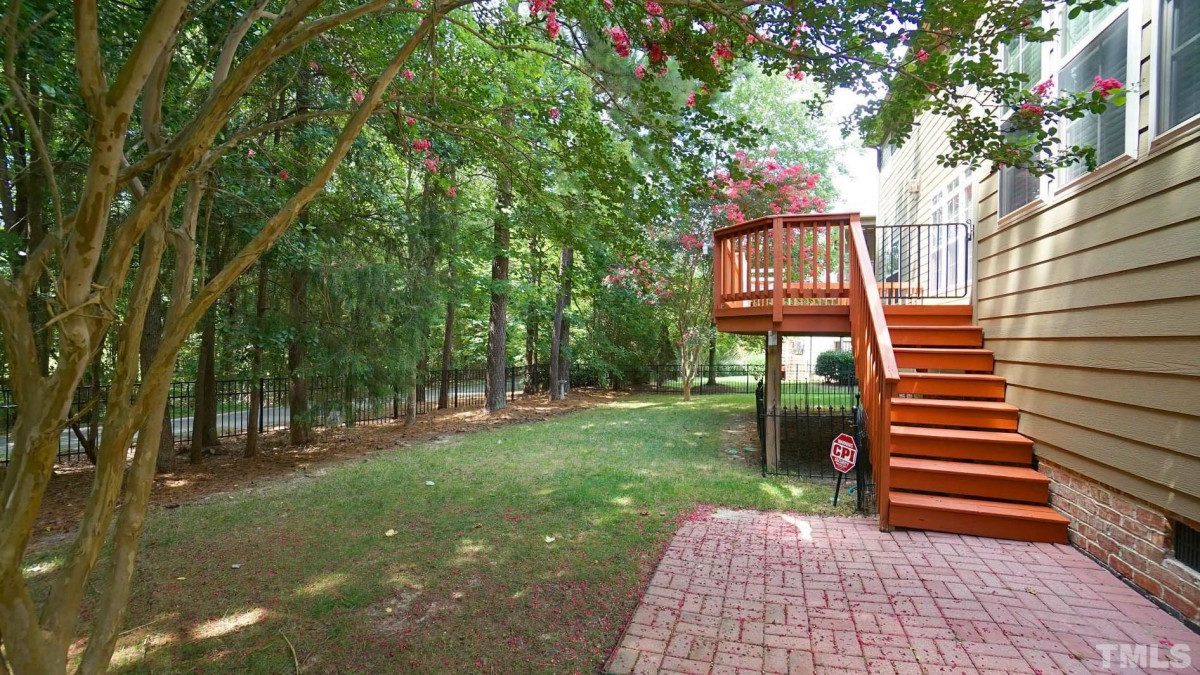 1907 Old London Way Cary, NC 27513