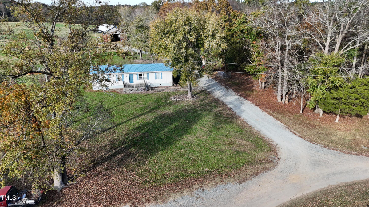 256 John Deere Ln Bear Creek, NC 27207