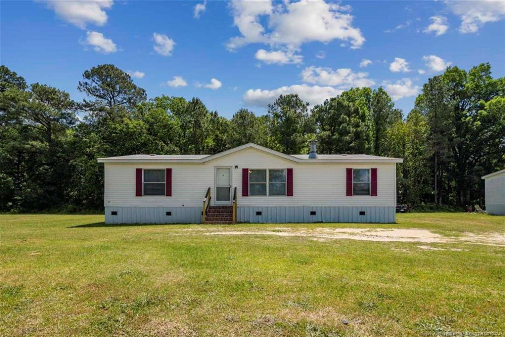 124 Cameo Ln Parkton, NC 28371