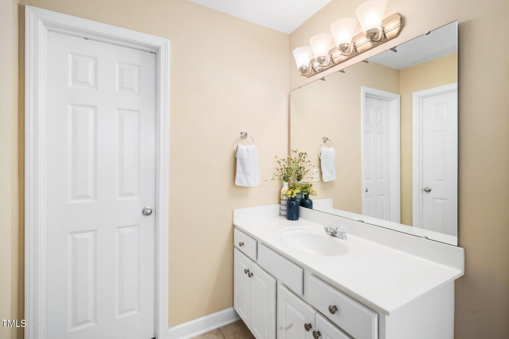 3659 Coach Lantern Ave Wake Forest, NC 27587