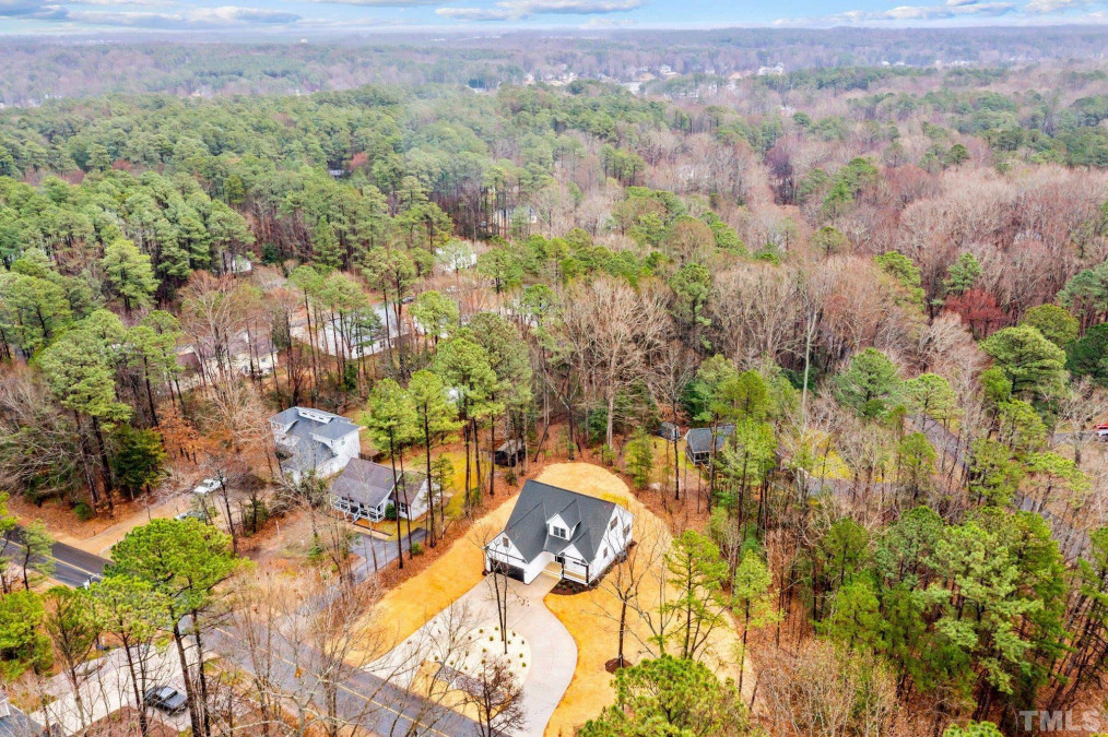 415 Shawnee Dr Louisburg, NC 27549