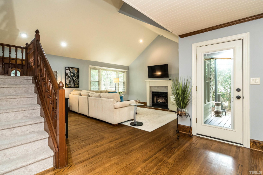 114 Normandale Dr Cary, NC 27513