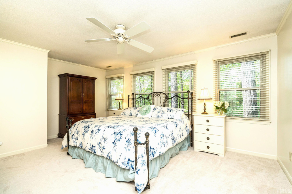 114 Normandale Dr Cary, NC 27513