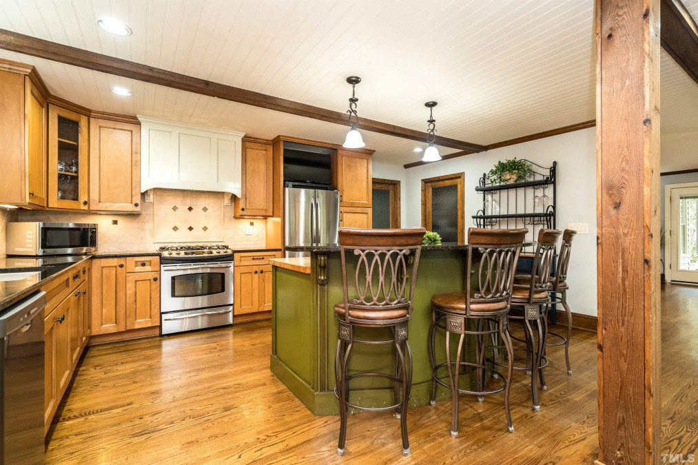 114 Normandale Dr Cary, NC 27513