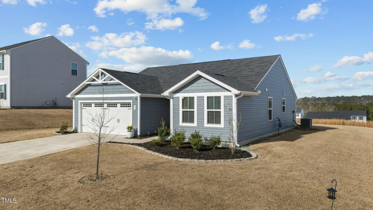 45 Florentine Ct Angier, NC 27501