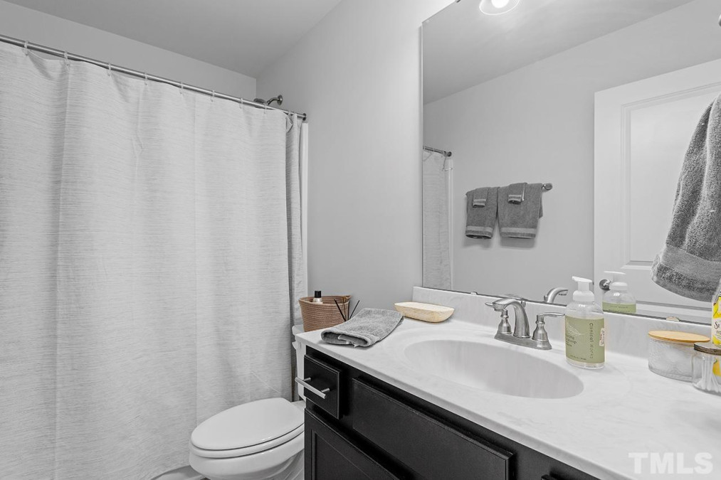 137 Boomer St Benson, NC 27504
