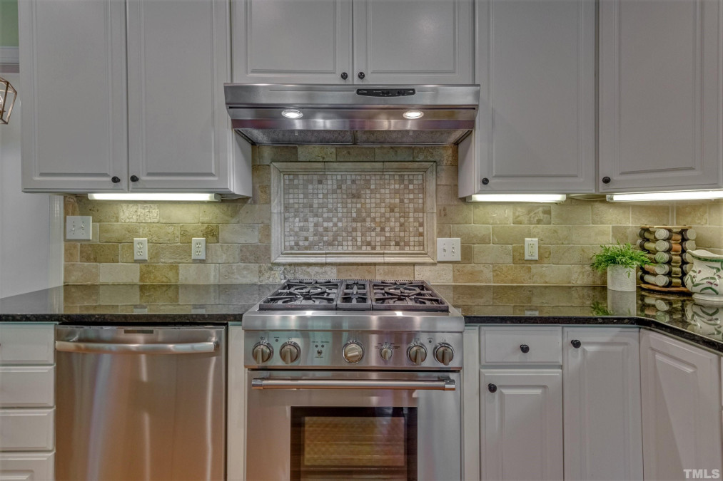 1009 Hawk Hollow Ln Wake Forest, NC 27587