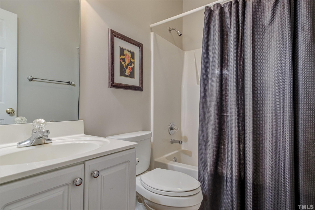 1009 Hawk Hollow Ln Wake Forest, NC 27587
