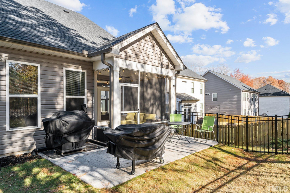 816 Logan Meadow Ct Fuquay Varina, NC 27526