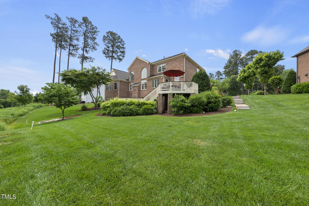 9216 Winged Thistle Ct Raleigh, NC 27617