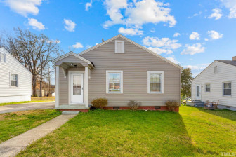 1136 Ava St Burlington, NC 27215