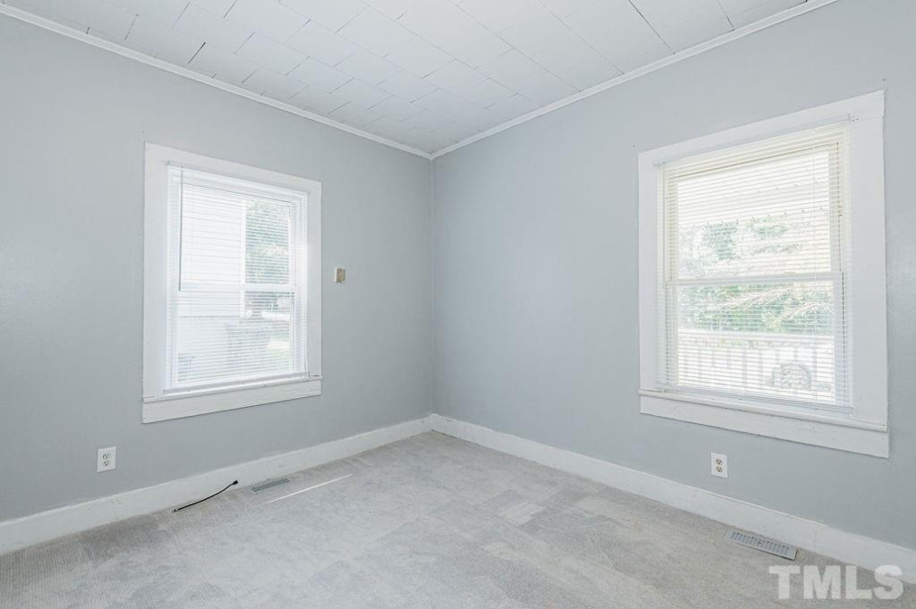 1327 Parker St, Burlington, NC 27217 Raleigh Realty