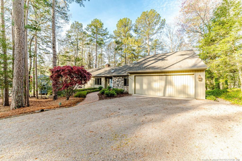 1907 Wedgewood Dr, Sanford, NC 27332 Raleigh Realty