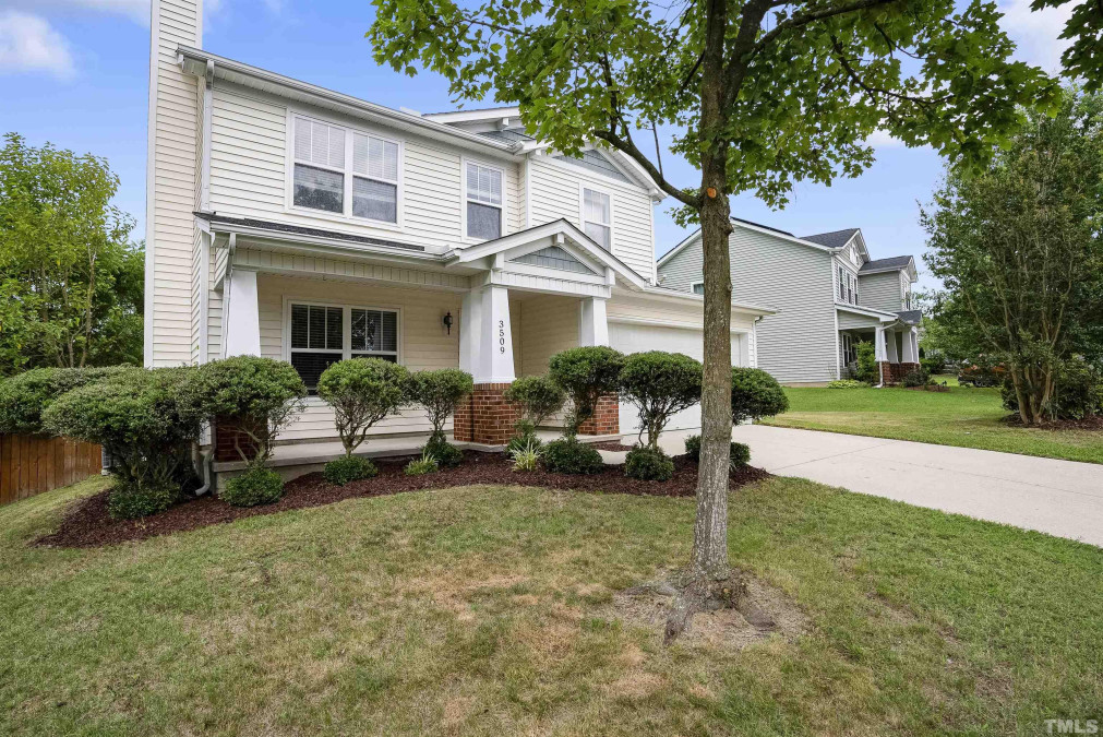 3509 Deering Dr Raleigh, NC 27616