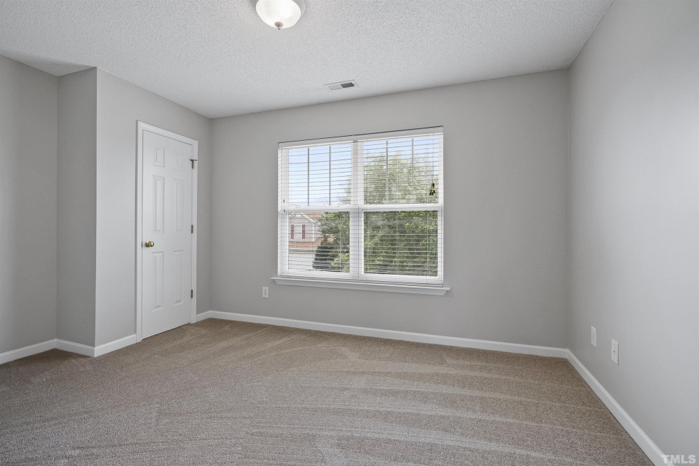 3509 Deering Dr Raleigh, NC 27616