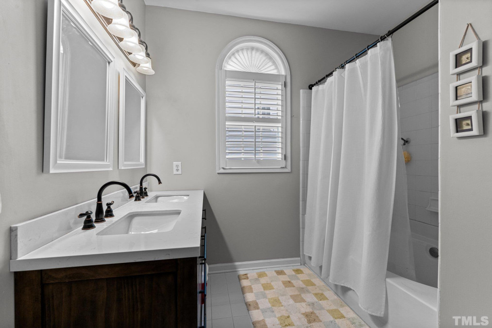 2420 Silver Lake Trl Raleigh, NC 27606