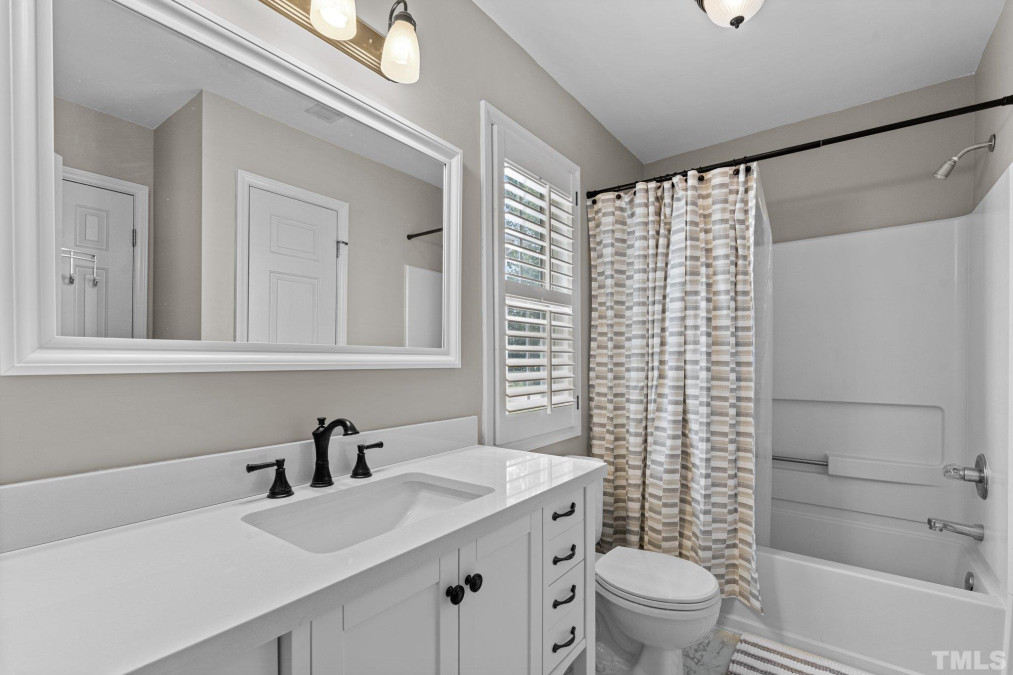 2420 Silver Lake Trl Raleigh, NC 27606