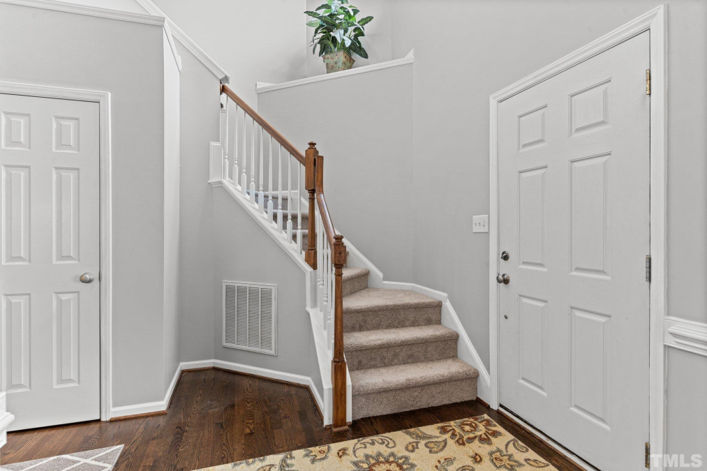 2420 Silver Lake Trl Raleigh, NC 27606