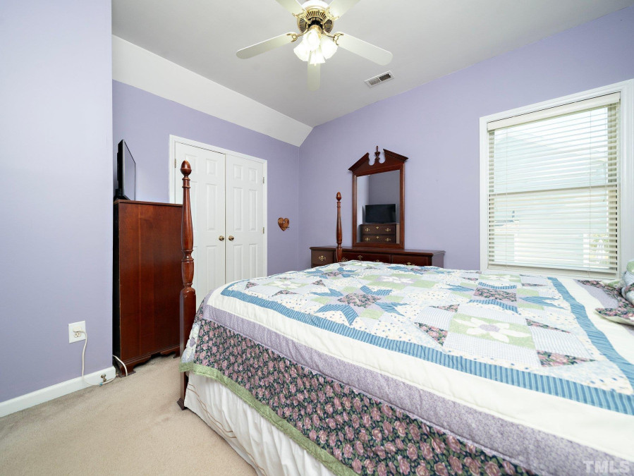 5404 Green Feather Ln Raleigh, NC 27604
