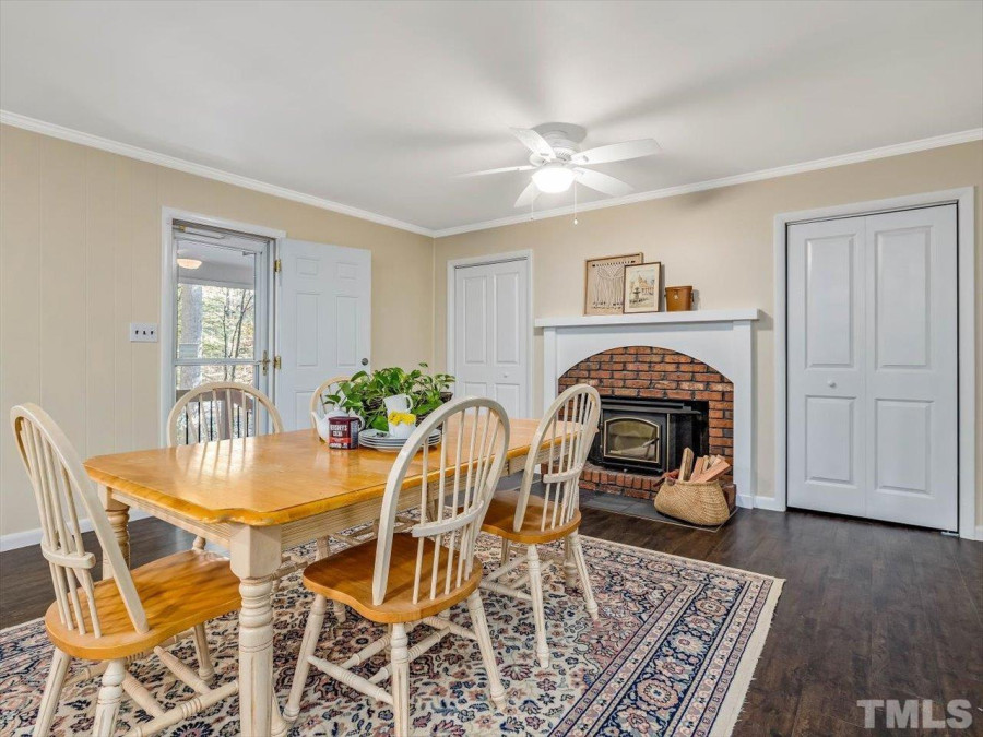 1308 Brookfield Dr Chapel Hill, NC 27516