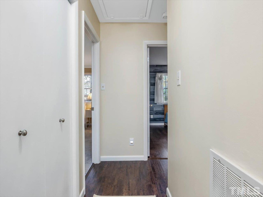 1308 Brookfield Dr Chapel Hill, NC 27516