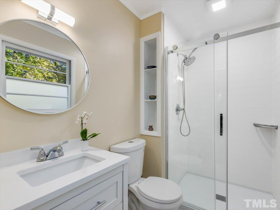 1308 Brookfield Dr Chapel Hill, NC 27516