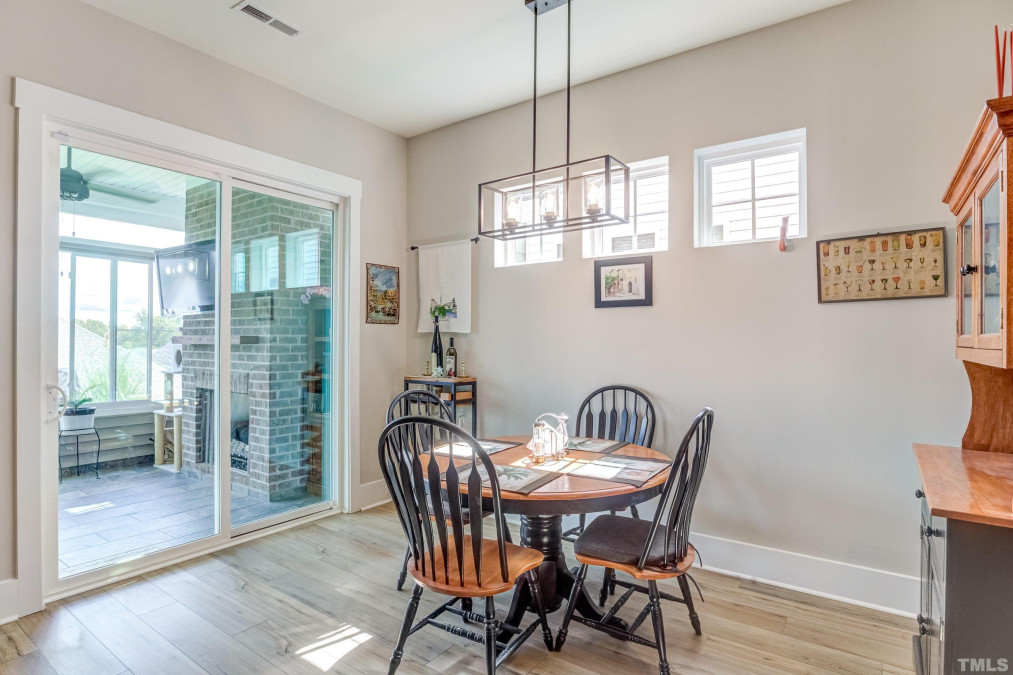 137 Warm Wind Dr Clayton, NC 27527