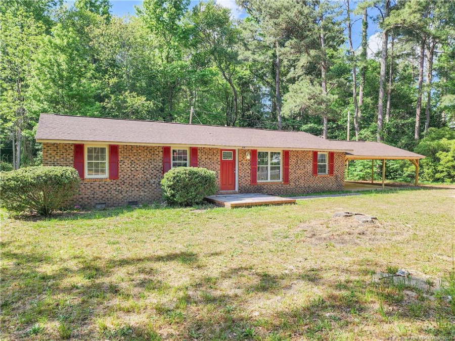 9141 Old Wire Rd Laurel Hill, NC 28351