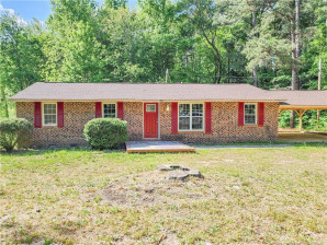 9141 Old Wire Rd Laurel Hill, NC 28351