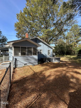 303 Pleasant St Roseboro, NC 28382