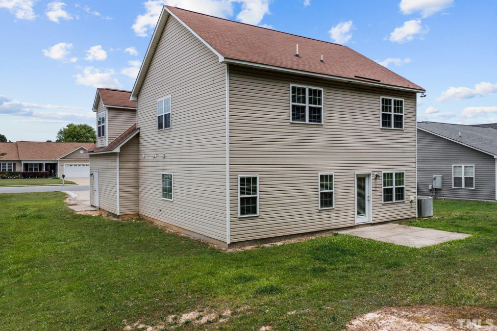 412 Joneshaven Dr Fuquay Varina, NC 27526