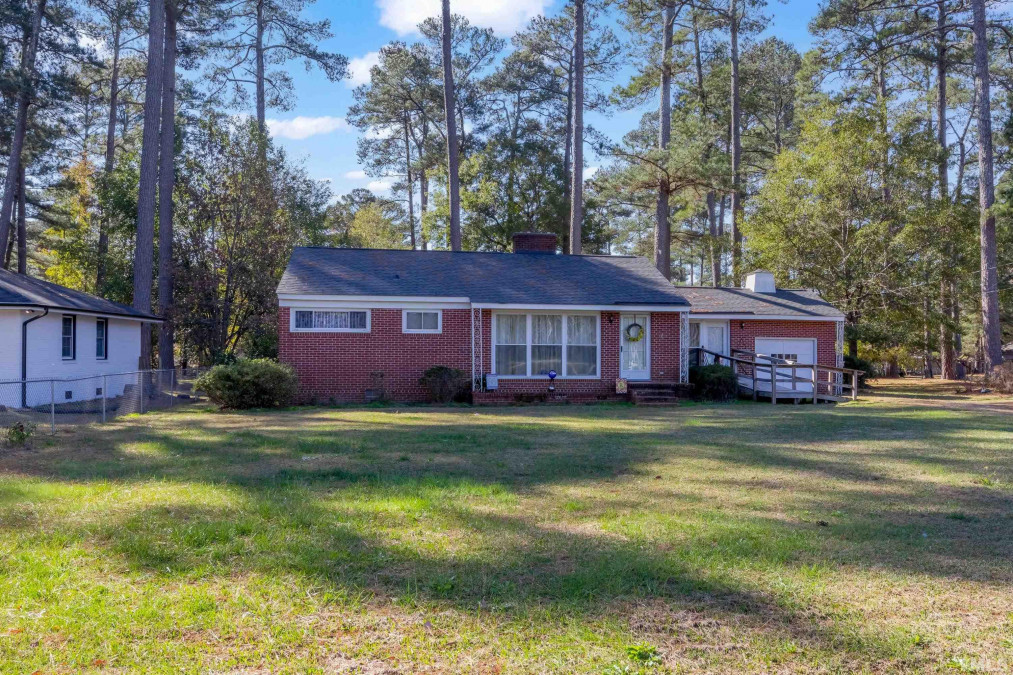 1106 Old Booker Dairy Rd, Smithfield, NC 27577 Raleigh Realty