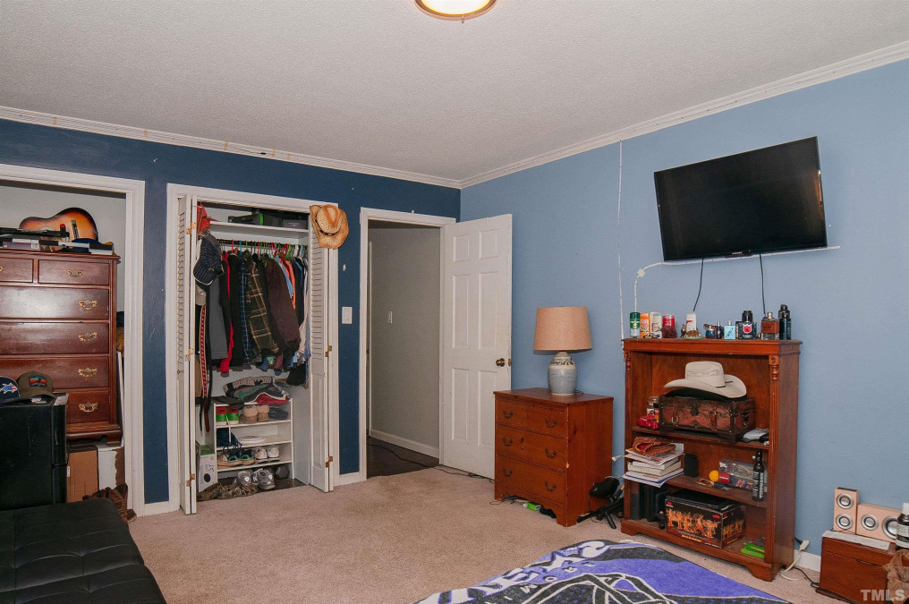 6304 Rushingbrook Dr Raleigh, NC 27612