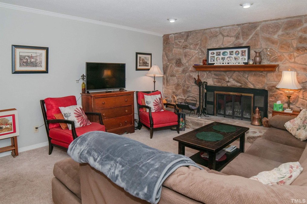 6304 Rushingbrook Dr Raleigh, NC 27612