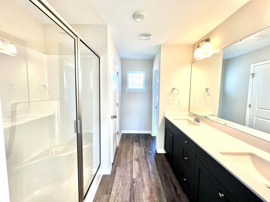 520 Barnes Landing Dr, Four Oaks, NC 27524 Raleigh Realty