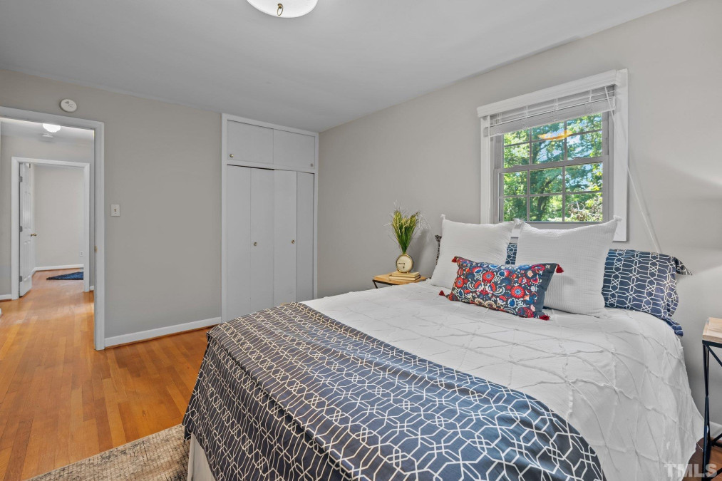 1305 Main St Carrboro, NC 27510