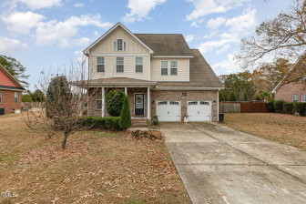 2808 Sand Trap Ln Hope Mills, NC 28348