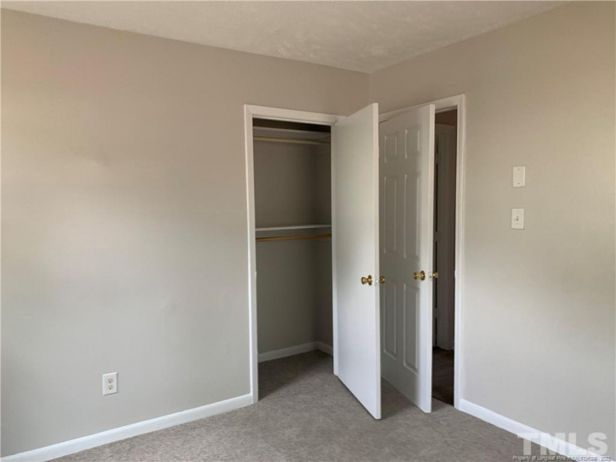 6551 Amanda Cir Fayetteville, NC 28304