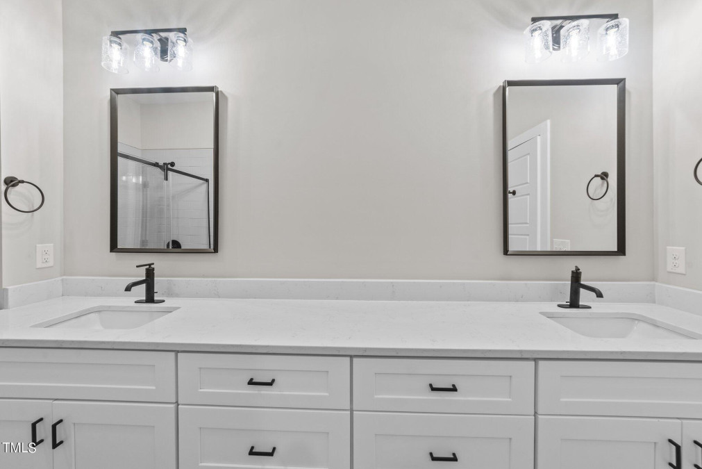 6041 Farmwood Wilson, NC 27896