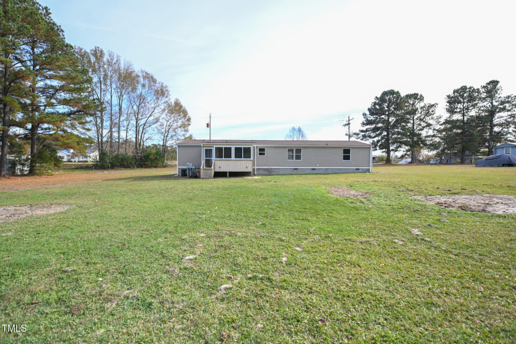 72 Loop Rd Archer Lodge, NC 27527