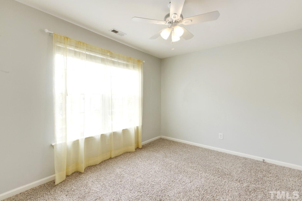 2005 Sterling Hill Dr Fuquay Varina, NC 27526
