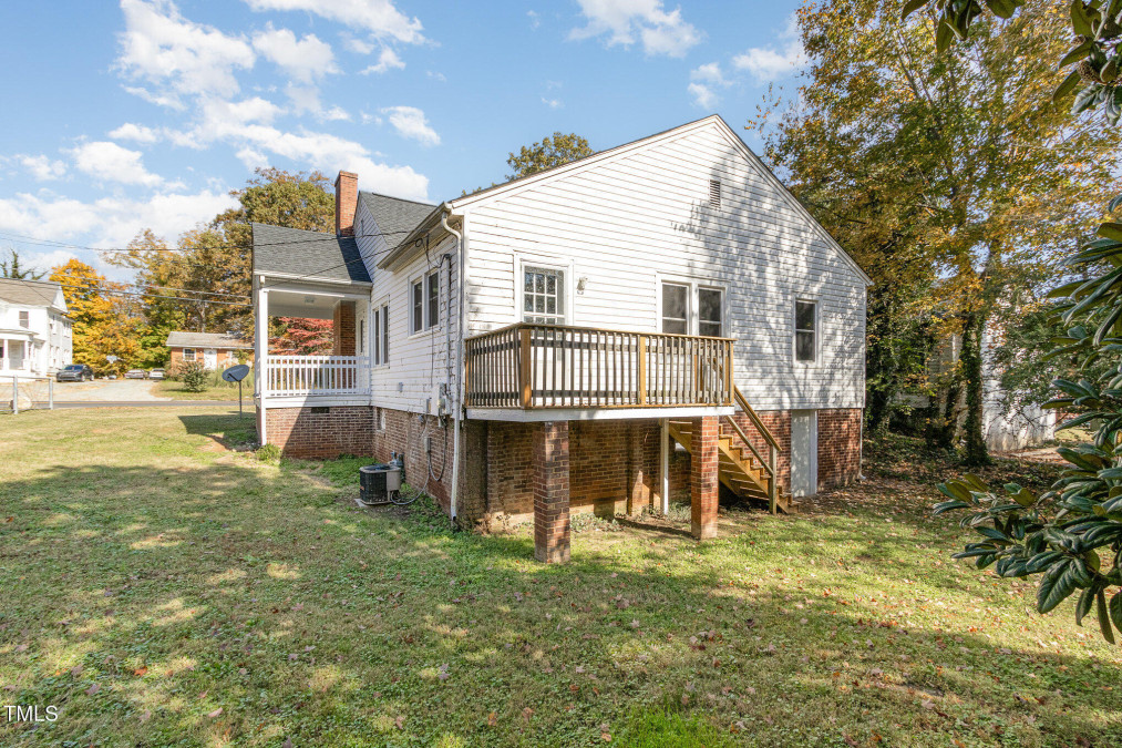 619 Mebane St Burlington, NC 27217