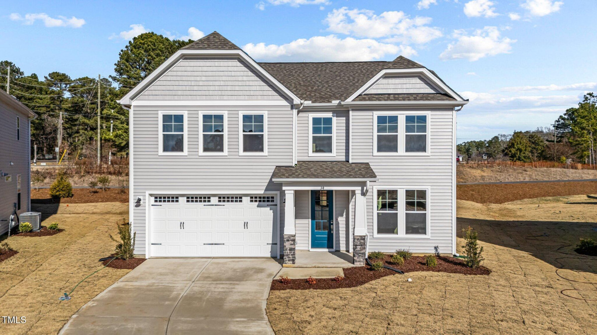 34 Windflower Ct Clayton, NC 27520